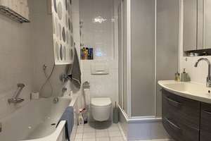 Gepflegte Dreizimmerwohnung mit Balkon und TG-Stellplatz in A.-Haunstetten zu verkaufen – Die vollständige Adresse der Immobilie erhältst du vom Anbieter., 86179 Haunstetten-Ost, Augsburg – Vorschaubild 8