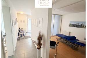 Praxis/Wohnung, EG, barrierefrei, EBK, 2 Bäder, Dusche, Carport, 90482 Nürnberg-Laufamholz – Die vollständige Adresse der Immobilie erhältst du vom Anbieter., 90482 Laufamholz, Nürnberg – Vorschaubild 2