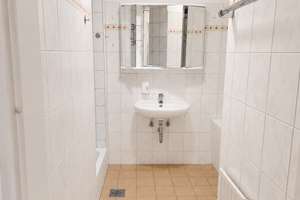 Frisch renovierte 3-Zimmer-Wohnungmit Balkon – Eichenstraße 63, 42659 Burg/Höhscheid, Solingen – Vorschaubild 4