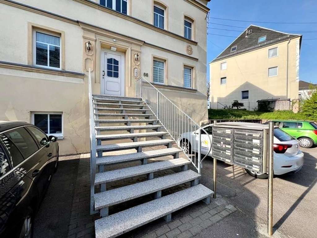 Immobilie in Chemnitz - "Vermietete 3-Raum-EG-Wohnung mit Stellplatz in Chemnitz-Wittgensdorf zu verkaufen" - Bild 0