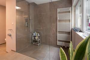 "Exklusive 2 - 3 Zimmer Wohnung im Südviertel" – Die vollständige Adresse der Immobilie erhältst du vom Anbieter., 52066 Burtscheid Steinebrück, Aachen – Vorschaubild 34