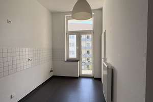 Düsseltal - 2 Raum Altbau Wohnung mit hohen Decken und Balkon – Ahnfeldstraße 83, 40239 Düsseltal, Düsseldorf – Vorschaubild 6