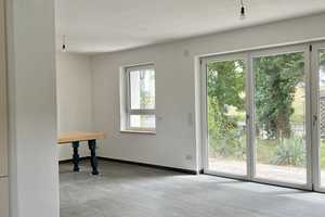 Exklusives Einfamilienhaus - kernsaniert mit Garten, Garage und Einbauküche! – Rottal-Inn (Kreis) – Vorschaubild 7