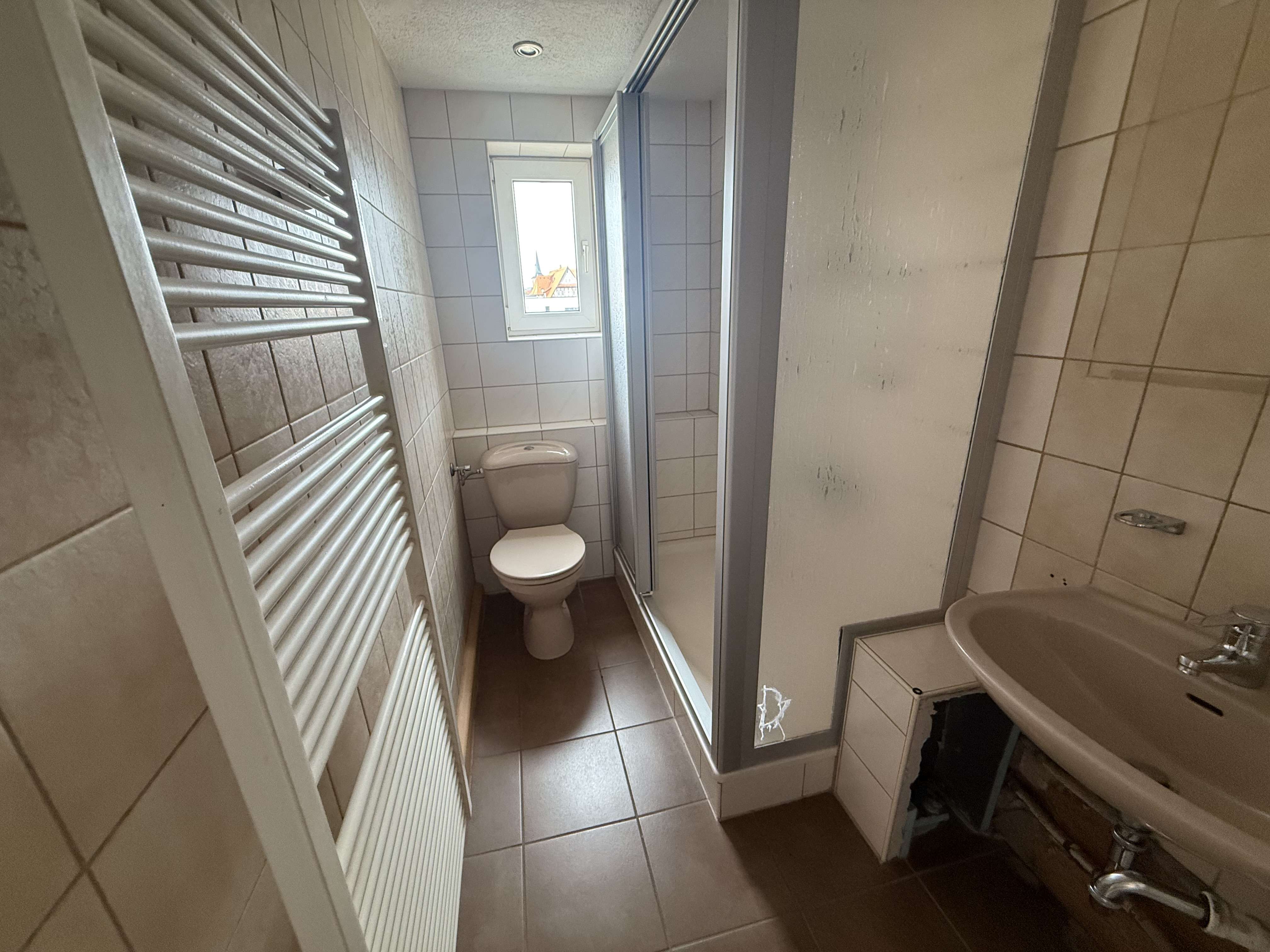 Immobilie in Sömmerda - genügend Platz in großer Doppelhaushälfte mit Garage für Familie & HomeOffice - Bild 2