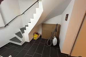 Modernisiertes Reihenmittelhaus mit Garage, Garten und offenem Wohnkonzept in Wickrath – Lannerstraße 22, 41189 Wickrath-Mitte, Mönchengladbach – Vorschaubild 15