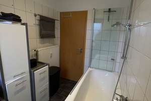 Gepflegte Wohnung mit dreieinhalb Zimmern und Balkon in Bochum. Aktuelle Bilder folgen. – Die vollständige Adresse der Immobilie erhältst du vom Anbieter., 44866 Wattenscheid-Mitte, Bochum – Vorschaubild 5