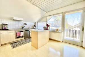 Großzügiges Wohnhaus mit 3 Wohneinheiten in sonniger Lage – Zollernalbkreis – Vorschaubild 9