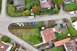 ZWEIFAMILIENHAUS MIT VIER GARAGEN UND AUSBAUMÖGLICHKEIT IN LONSEE/URSPRING – Alb-Donau-Kreis – Vorschaubild 18