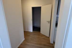 Moderne helle 2-Zimmer-Wohnung 64m² in Kiel Südfriedhof EBK Nähe CAU frisch renoviert zentral – Hermann-Weigmann-Str. 2-4, 24114 Südfriedhof, Kiel – Vorschaubild 8