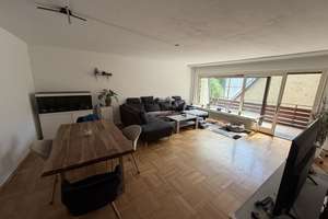 Ideal für Familien - großes Einfamilienwohnhaus mit großem Garten in Königsbach