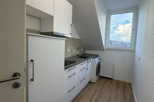Attraktive  HELLE UND RUHIGE 2 Zimmerwohnung moderner Ausstattung SANIERT – Gumbertstraße 83, 40229 Eller, Düsseldorf – Vorschaubild 9