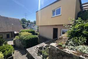 Familienparadies mit Panoramaausblick – Ruhig gelegenes Einfamilienhaus in Brombach – Die vollständige Adresse der Immobilie erhältst du vom Anbieter., 79541 Lörrach – Vorschaubild 3