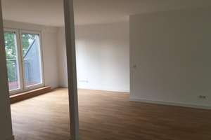 Moderne lichtdurchflutete Maisonette-Wohnung im Dachgeschoss mit Traumblick auf den Fernsehturm – 40223 Bilk, Düsseldorf – Vorschaubild 12