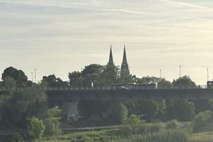 EI 6775 Ruhige, großzügige 4-Zimmer-Eigentumswohnung mit Süd-Loggia und Donaublick