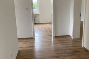Charmante 4 Zimmer Wohnung in Audinähe! – Herschelstraße 10, 85057 Nordwest, Ingolstadt – Vorschaubild 2