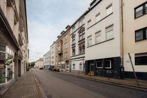 Denkmalgeschütztes Dreifensterhaus | 9 Einheiten | 5,43 % IST-Rendite | IST-Faktor 18,4 – Die vollständige Adresse der Immobilie erhältst du vom Anbieter., 51063 Mülheim (Ortsteil), Köln – Vorschaubild 18