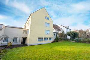 Ruhig gelegenes & Bezugsfreies Dreifamilienhaus nur 5 Gehminuten von der Innenstadt – Freising (Kreis) – Vorschaubild 1