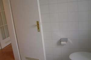 Lebendig wohnen: 2-Zimmer-Wohnung in der Augsburger Innenstadt – Die vollständige Adresse der Immobilie erhältst du vom Anbieter., 86152 Jakoberstadt-Süd, Augsburg – Vorschaubild 4