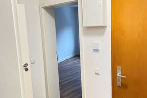 Ansprechende 2-Zimmer-Wohnung in Hagen-Eilpe mit Einbauküche (saniert/renoviert) – Hohle Straße 6, 58091 Hagen – Vorschaubild 4