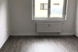 Top renovierte, geräumige 2,5-Zimmer-Wohnung für Ihre kleine Familie – Meuschelstraße 69, 90409 Maxfeld, Nürnberg – Vorschaubild 4