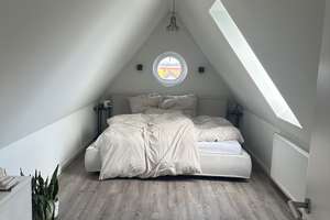 Helle 4-Zimmer-Wohnung im 2. OG mit Garage in Oldenburg-Osternburg