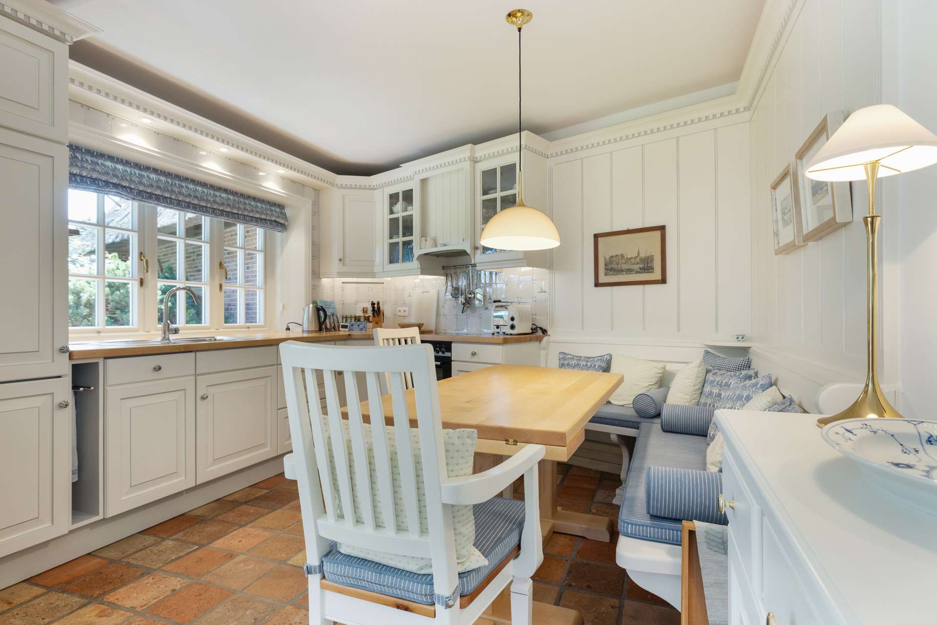 Immobilie in Kampen (Sylt) - Großzügige Doppelhaushälfte unter Reet mit Einzelhauscharakter in Kampen - Bild 2