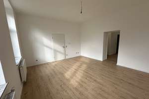 Moderne, sanierte 2,5-Zimmer-Wohnung mit Einbauküche in 53227 Bonn-Beuel  – Königswinterer Straße 1A, 53227 Beuel-Ost, Bonn – Vorschaubild 2