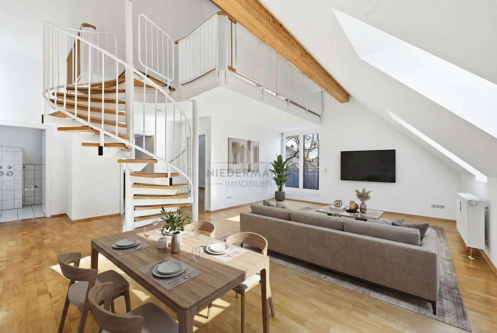 Immobilie in Pöcking - Wohnen auf zwei Ebenen: Lichtdurchflutete 2,5-Zimmer-Galerie-Wohnung (DG) im Herzen von Pöcking - Bild 0