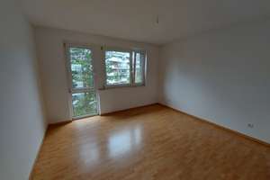 Wohnen mit Charakter: 3-Zimmer-Wohnung in Düsseldorf Ludenberg direkt  am Grafenberger Wald  – Bismarckweg 8, 40629 Ludenberg, Düsseldorf – Vorschaubild 4
