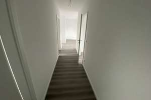 Frisch sanierte 3-Zimmer-Dachgeschosswohnung in Elberfeld – Erstbezug 2025 – Brunnenstraße 28, 42105 Elberfeld, Wuppertal – Vorschaubild 6