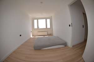 2 Zimmer Wohnung zum Verkauf in Neuehrenfeld – Graeffstrasse 3, 50823 Neuehrenfeld, Köln – Vorschaubild 3