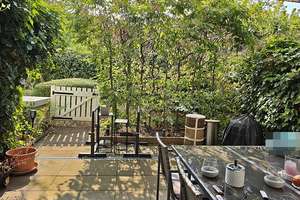 Komfortables und barrierearmes Wohnen mit Terrasse und Garten