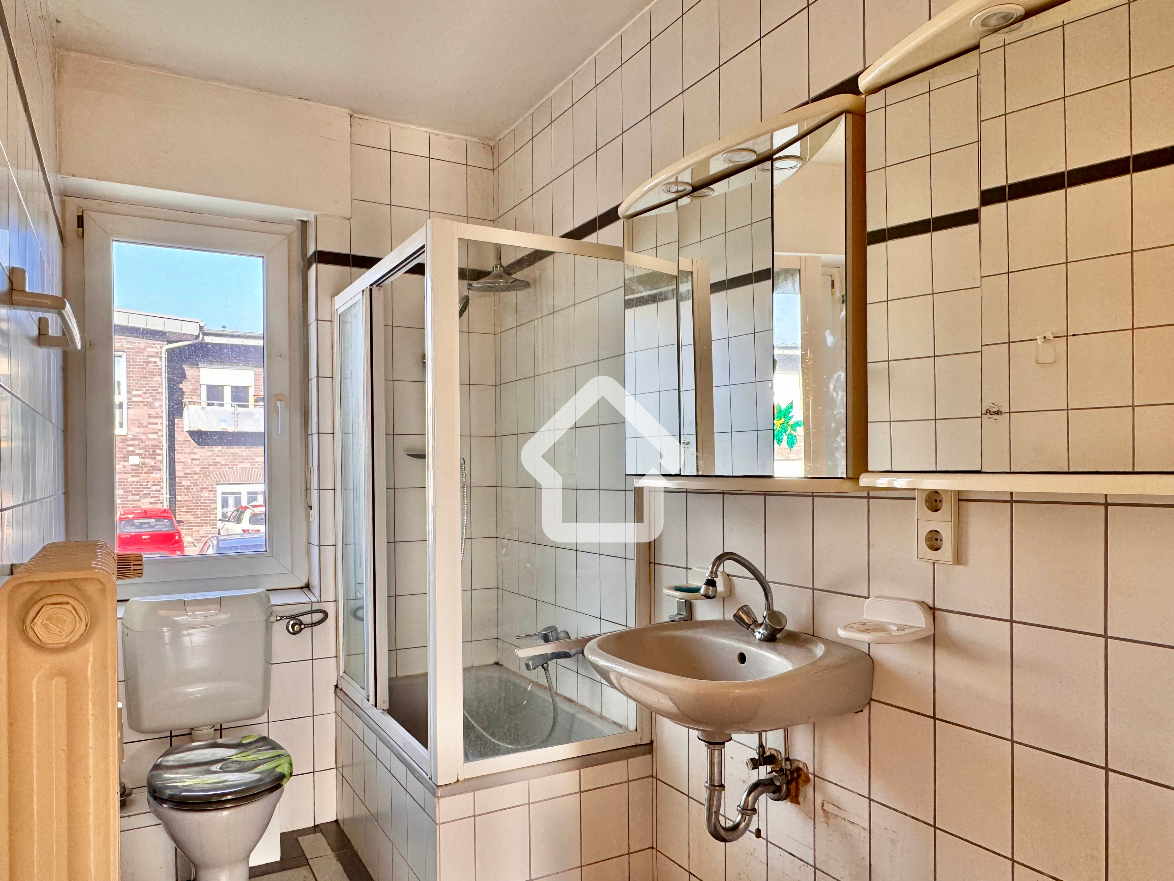 Renditeprofis aufgepasst! Renovierungsbedürftige 3-Zimmerwohnung in Laxten, Emsland Kreis – Bild 3