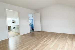 1-Zimmer Dachgeschosswohnung zu vermieten – Bielefeld – Vorschaubild 1