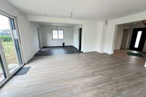 Sie wollen nur noch einziehen? Stadtvilla zum Erstbezug! – Mühlenviertel 14, 4509 Zwochau – Vorschaubild 4