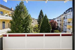 Sofort freie 2,5-Zimmer-Wohnung mit großem Balkon, Einbauküche und Aufzug – Höherweg 33, 40233 Flingern Süd, Düsseldorf – Vorschaubild 3