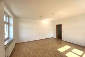 2-Raum-Wohnung mit großzügigem Schnitt und viel Tageslicht – Bernsdorfer Straße 89, 9126 Bernsdorf, Chemnitz – Vorschaubild 6