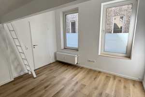 Erstbezug nach Renovierung, schöne Wohnung mit Einbauküche in unmittelbarer Nähe zur RWTH – Königstraße 62, 52064 Aachen – Vorschaubild 3
