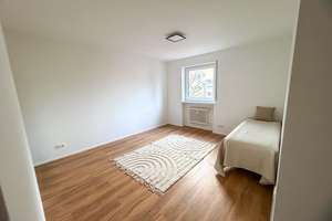 Erstbezug nach Sanierung: provisionsfreie 3-Zimmer-Wohnung mit Balkon und TG-Stellplatz – Die vollständige Adresse der Immobilie erhältst du vom Anbieter., 93051 Kumpfmühl-Ziegetsdorf-Neuprüll, Regensburg – Vorschaubild 4