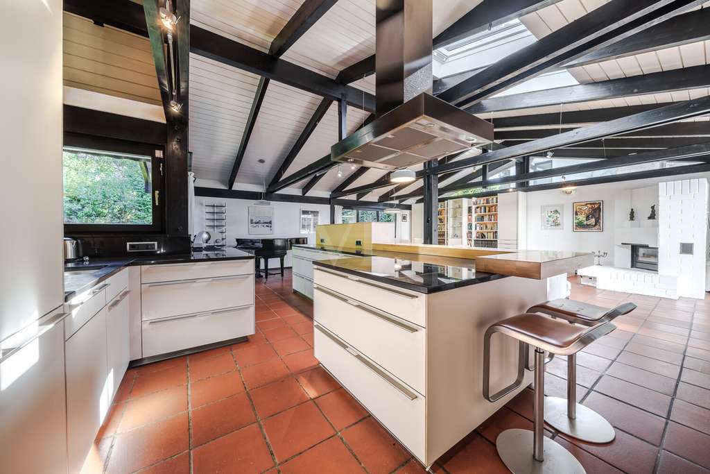 Immobilie in Wehrheim - Ein Zuhause, das inspiriert!  Architektenhaus in bester Wehrheimer Lage - Bild 0