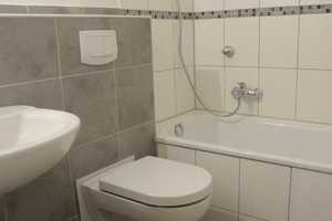 gepflegte, schöne 3-Raum-Wohnung in Düsseldorf – Collenbachstr. 120, 40479 Düsseldorf – Vorschaubild 3