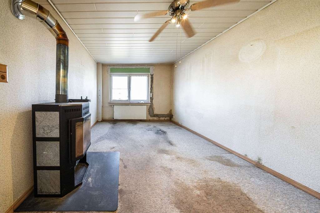 Immobilie in Barntrup - Großes Grundstück, viel Potenzial – Wohnhaus für neue Ideen in Barntrup! - Bild 4