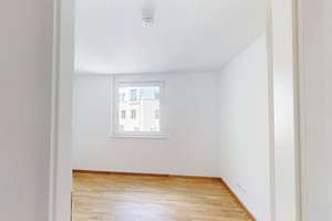Familienfreundliche 4-Zimmer-Wohnung mit Loggia und zwei Bädern – Happelstraße 45, 74074 Heilbronn, Heilbronn – Vorschaubild 7