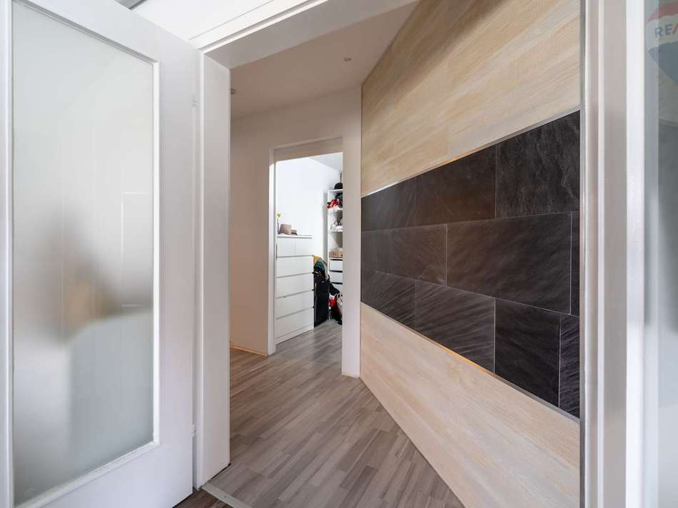 Haus vorne EG