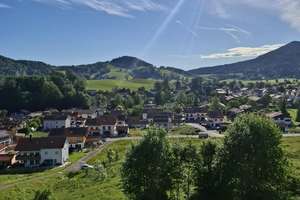 4 Exklusive Doppelhaushälften in einzigartiger Hanglage. Wohnen mit Weitblick im bayerische – Die vollständige Adresse der Immobilie erhältst du vom Anbieter., 83734 Hausham – Vorschaubild 4