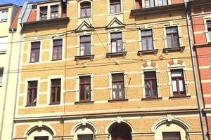 Helle Familien-Wohnung mit Wohnküche und 2 Bädern!