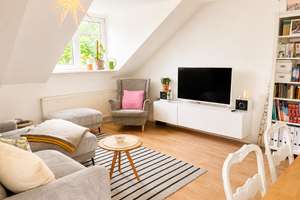 Frauenkirchenblick inklusive: Ruhige 2,5-Zimmer-Wohnung mit Aufzug, schöne EBK, Keller & TG-Option – Marienallee 2, 1099 Radeberger Vorstadt, Dresden – Vorschaubild 9