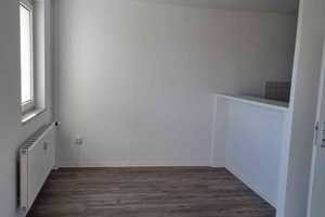 Sonnige 3-Raumwohnung mit Balkon und Badewanne! – Jessener Str. 25, 1257 Dresden – Vorschaubild 8