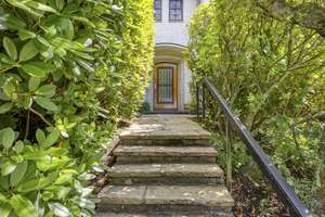 205 m² in Top-Lage! Zweifamilienhaus im beliebten Bredeney in Waldnähe – Die vollständige Adresse der Immobilie erhältst du vom Anbieter., 45133 Bredeney, Essen – Vorschaubild 4