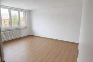 Exclusive 3 Zimmer-Wohnung in ruhiger Innenstadtlage  mit 27qm Balkon, traumhaft neuer Küche, Bad,… – Friedrich Ebertstraße 16, 78054 Schwenningen, Villingen-Schwenningen – Vorschaubild 4